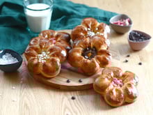 Voici la recette des petites brioches moelleuses et faciles à faire ce week-end