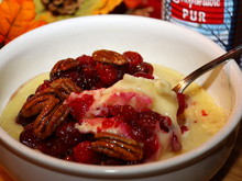 Brie fondant aux canneberges, sirop d'érable et pacanes