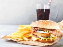 McDonald’s, Burger King ou KFC : quel menu 1er prix cale le plus ? Une diététicienne livre son verdict