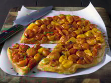 Tatin de tomates cerises chaudes