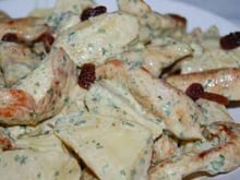 Salade de pommes de terre au poulet et curry