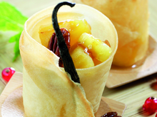 Nems d'ananas noix de pécan, caramel, rhum