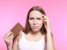 Le chocolat donne-t-il vraiment des boutons ?