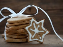 Sablés de Noël et glaçage en sucre glace