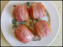 Oreillons d'abricot au lard