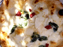 Pizza aux épinards et chèvre frais