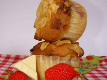 Petits cakes aux fraises et Toblerone blanc