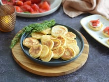 Blinis moelleux prêts en 5 minutes, la recette traditionnelle
