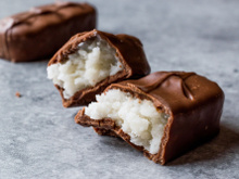 Parfait pour l’été : testez cette recette de Bounty glacé qui cartonne sur les réseaux