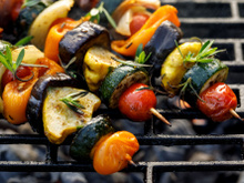 Brochettes de légumes au barbecue