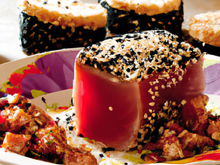 Thon mi-cuit aux sésame et Caponata