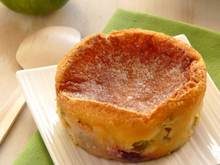 Clafoutis au mascarpone, tomates vertes & fleur d'oranger