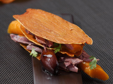 Millefeuille de patates Douces de Caroline du Nord « Covington » au canard confit revisité