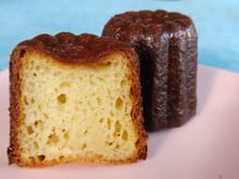 Cannelés bordelais