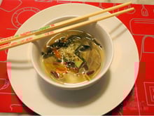 Soupe miso japonaise traditionnelle