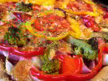 Pizza multicolore ! Brocolis, Jambon et Mozzarella