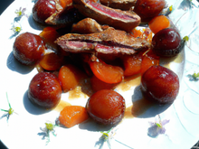 Magret de canard sucré-salé aux pêches