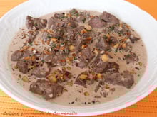 Emincé de bœuf aux cacahuètes et lait de coco