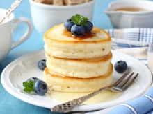 "Super fluffy" : François-Régis Gaudry dévoile une recette de pancakes moelleux grâce à un ingrédient qui change tout