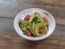 Spaghettis au pesto d'avocat