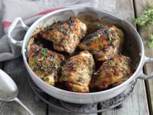 On cuisine les cuisses de poulet : voici 10 recettes faciles, délicieuses et économiques !