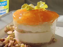 Mousseline de chocolat blanc aux épices, poires Williams safranes