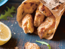 Nuggets croustillants au citron, amande et son d’avoine