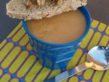 Velouté aux carottes, lentilles corails et brebis