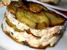 Mille-feuille frais d'aubergines et rougets au basilic