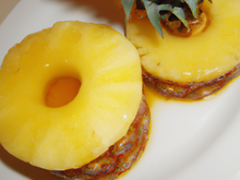 Ananas farci à la glace à la cannelle