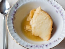 Ni gâteau au chocolat, ni gâteau au yaourt : voici la recette économique de nos grands-mères que l’on a tous oubliée
