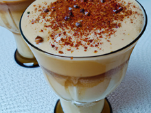 Russian coffee à la crème fraîche et fouettée 