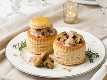 L’entrée régressive qui fait fondre tout le monde à Noël : bouchées à la reine jambon et quenelles