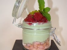 Petit pot gourmand ivoire, pistache et framboise