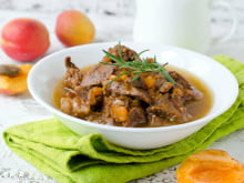 Tajine d'agneau aux épices et abricots