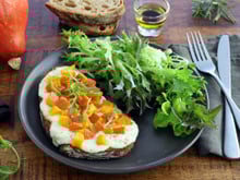 Et si on changeait de la soupe ? Essayez mes tartines au potimarron et mozzarella