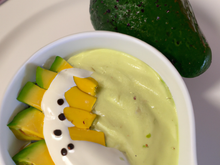 Avocats en crème au gingembre