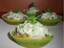 Cupcakes aux courgettes sauce au chèvre frais