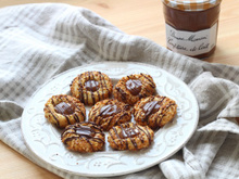 Thumbprint cookies à la confiture de lait