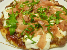 Pizza cuisson sans four au jambon cru