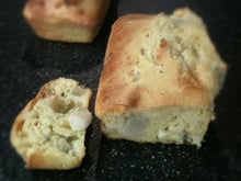 Cake à la poire et à la fourme d'Ambert