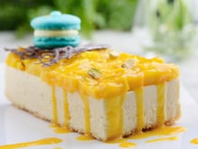 Bavarois aux fruits de la passion et à la mangue