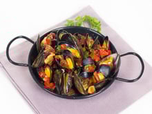 Moules en escabèche à la tomate