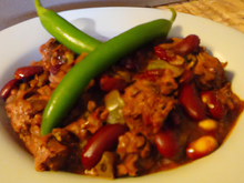 Chili con carne : haricots rouges, poivrons, viande hachée et épices