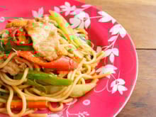 Nouilles sautées aux légumes