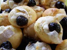 Feuilleté de chèvre et olives