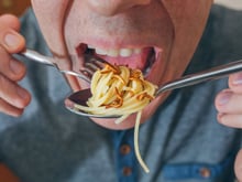 Fin de l’abondance: serions-nous amenés à remplacer notre viande par les insectes ?