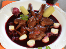 Lotte au vin rouge