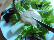 Mesclun et asperges vertes sauce mousseline coco gingembre