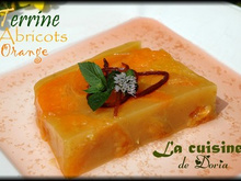 Terrine d'abricots oranges au Muscat de Rivesaltes et sauce au thé